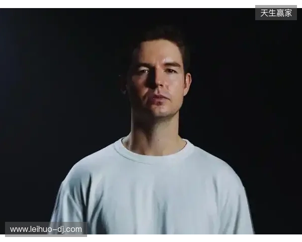 官宣:device正式加盟100 Thieves 官宣:device正式加盟100 Thieves